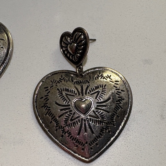 Heart Shaped Silver Earrings - Picture 2 of 2